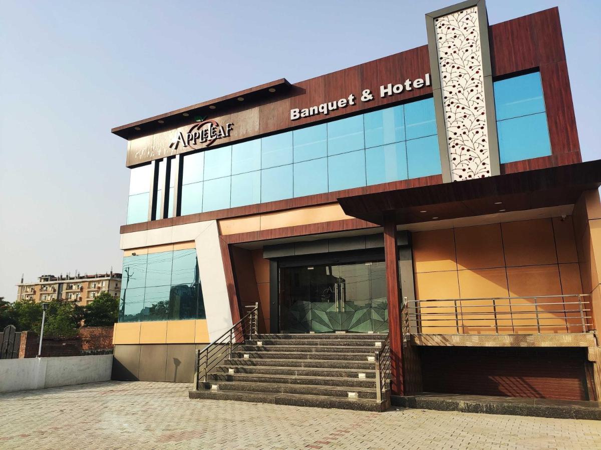 Oyo 92169 Apple Leaf Banquet & Hotel Alīgarh Exterior foto